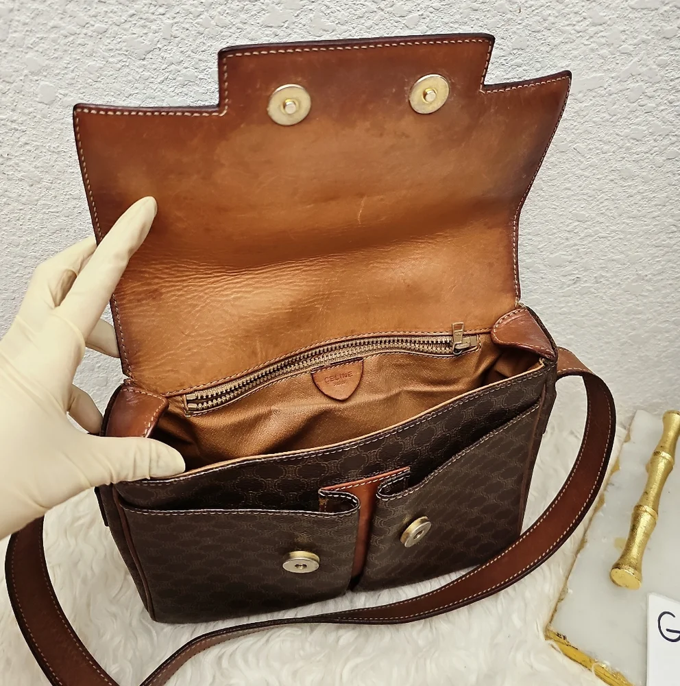 Beautiful Vintage Celine Crossbody Bag - Picture 6 of 16